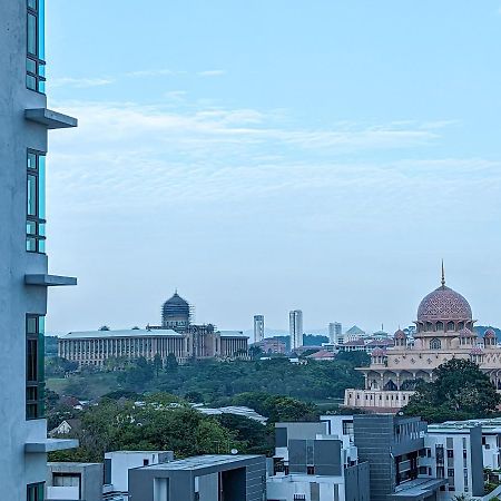 Az Homestay Putrajaya Buitenkant foto