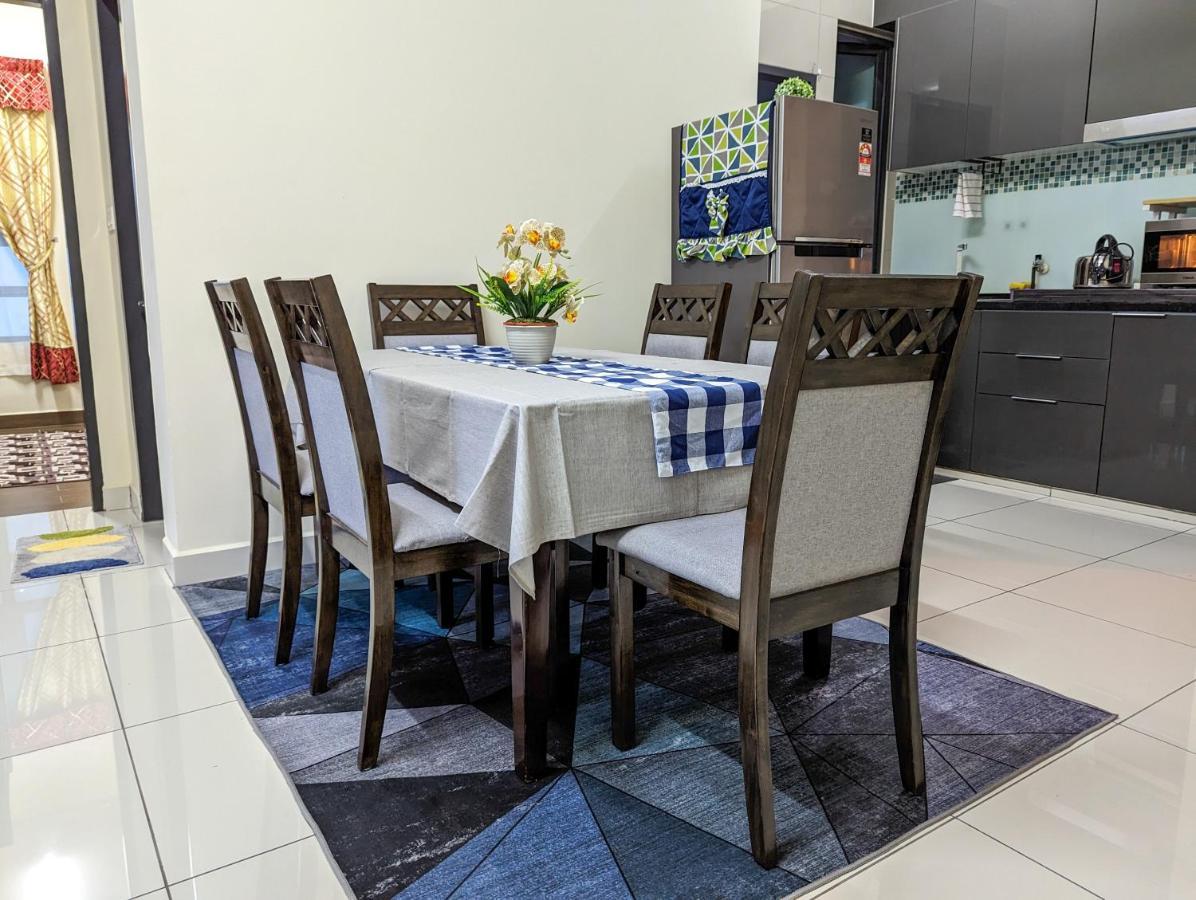 Az Homestay Putrajaya Buitenkant foto